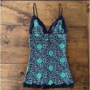 Intimately Free People Triangle Tank